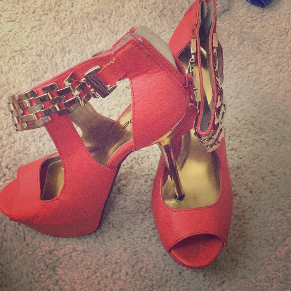 High heels 👠